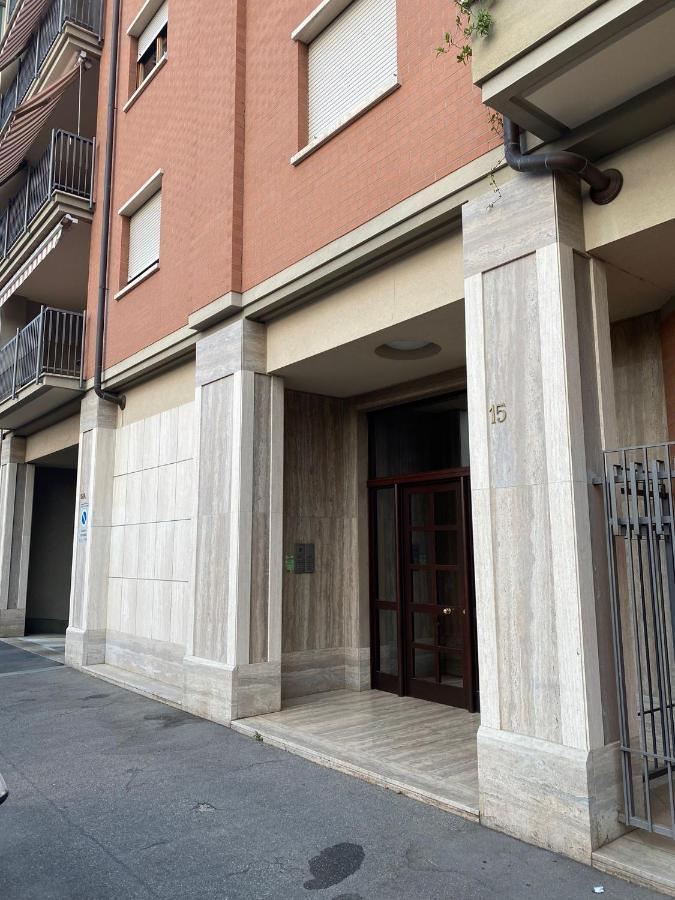 Appartamento Cenisia Vicino Al Centro Con Garage Turim Exterior foto